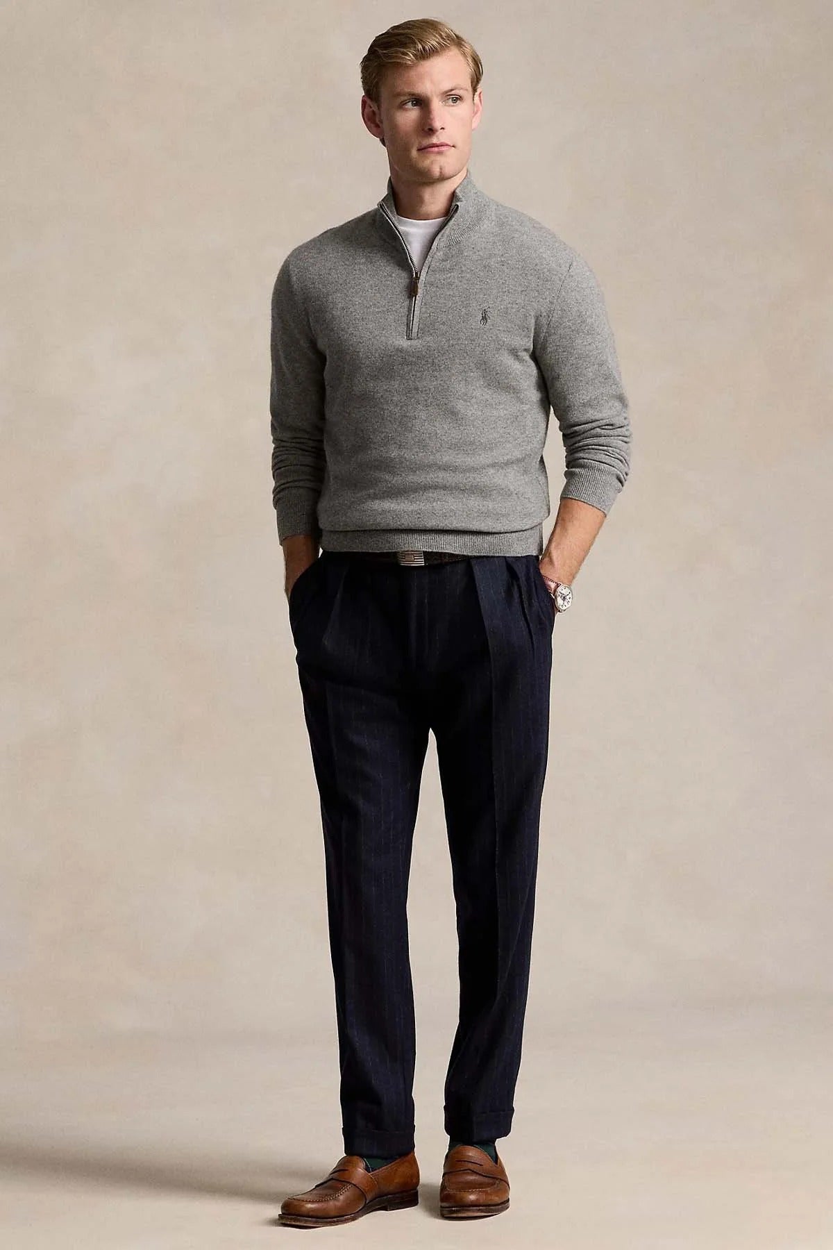 Dik Yaka Yarım Fermuarlı Örgü Yün Triko Kazak