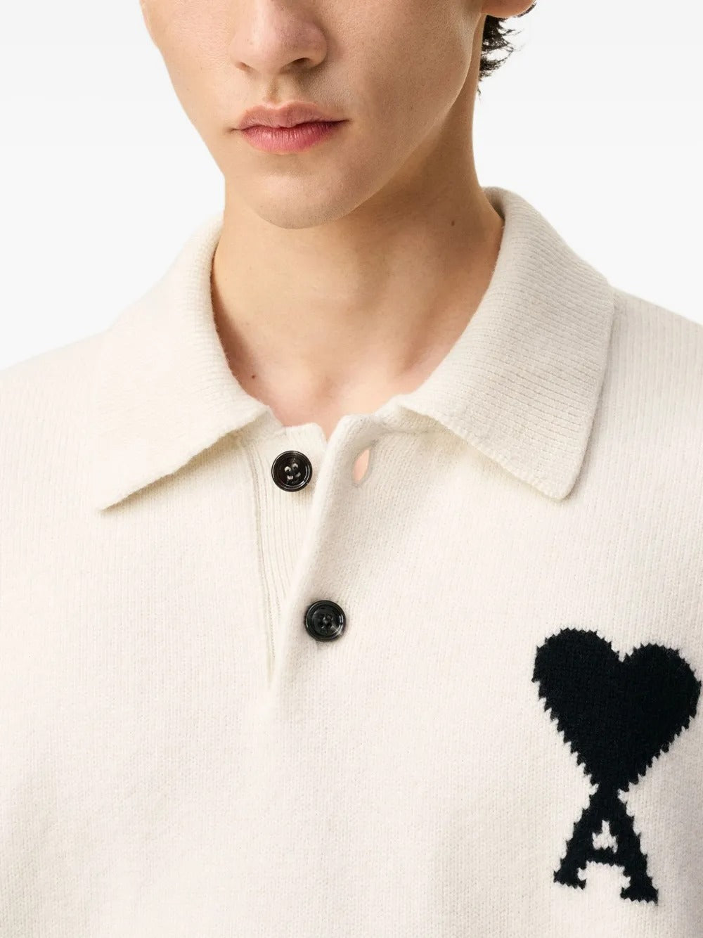 Beyaz Polo Yaka Yün Kazak